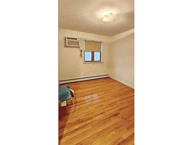 Welcome to the beautiful Duplex Condo in the heart of - photo 6