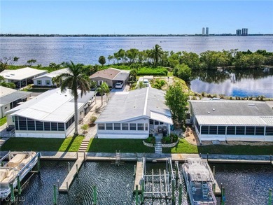 Caloosahatchee River Home For Sale in North Fort Myers Florida