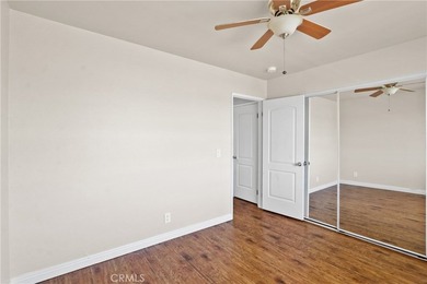 Welcome to this charming North Alamitos Beach condo, ideally - photo 17