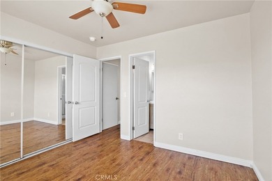 Welcome to this charming North Alamitos Beach condo, ideally - photo 20