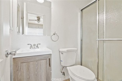 Welcome to this charming North Alamitos Beach condo, ideally - photo 21