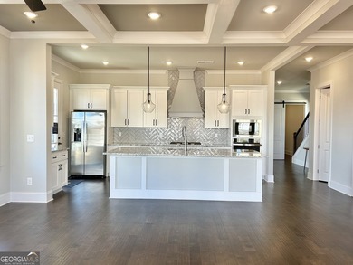 Welcome to Luxury Cottage living in Watkinsville's premiere - photo 2