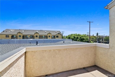 Welcome to this charming North Alamitos Beach condo, ideally - photo 22