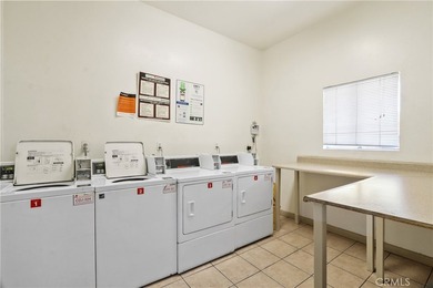 Welcome to this charming North Alamitos Beach condo, ideally - photo 24