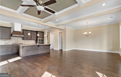 Welcome to Luxury Cottage living in Watkinsville's premiere - photo 8