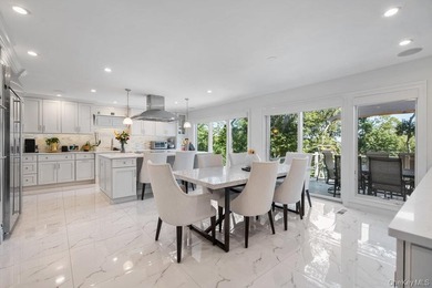 This extraordinary contemporary Colonial is a seamless blend of - photo 13