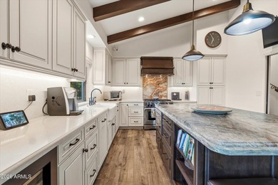 Spectacular golf course home in the coveted La Vida subdivision - photo 23