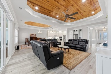 Marshfront Retreat in gated Fiddler's Cove, this home offers - photo 23