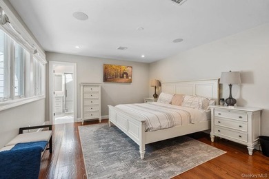 This extraordinary contemporary Colonial is a seamless blend of - photo 23