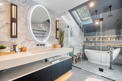 This extraordinary contemporary Colonial is a seamless blend of - photo 24