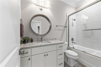 Marshfront Retreat in gated Fiddler's Cove, this home offers - photo 31