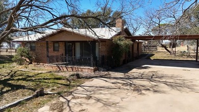 Lake Spence Home For Sale in Robert Lee Texas