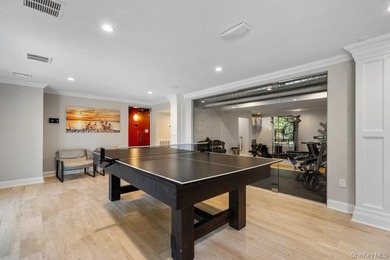 This extraordinary contemporary Colonial is a seamless blend of - photo 32