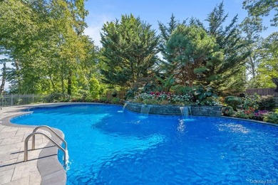 This extraordinary contemporary Colonial is a seamless blend of - photo 37