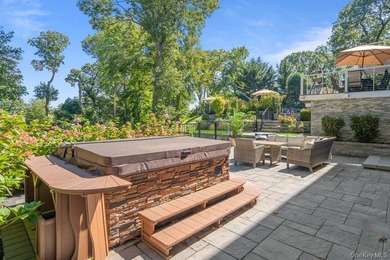 This extraordinary contemporary Colonial is a seamless blend of - photo 40