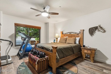 Spectacular golf course home in the coveted La Vida subdivision - photo 47