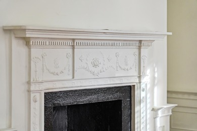 This charming single house is located on historic bricked Church