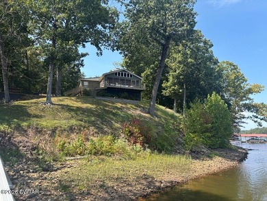 Kentucky Lake Home For Sale in Camden Tennessee