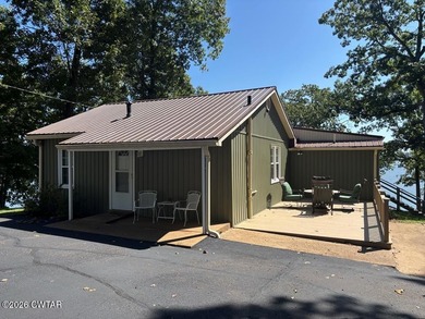 Escape to your own slice of paradise with this TN River property - photo 2