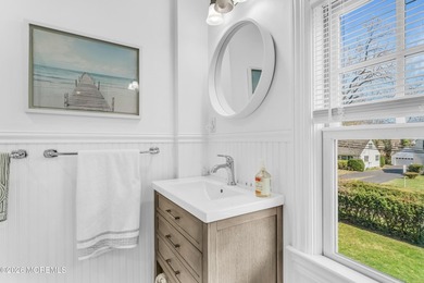 Exquisitely renovated Olde Farm Village Colonial! Set on a - photo 25