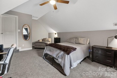 Enjoy the freedom of no HOA in this beautifully maintained - photo 30