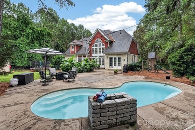 Enjoy the freedom of no HOA in this beautifully maintained - photo 33