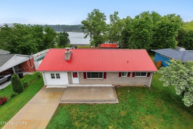 Lake Home Sale Pending in Kingston, Tennessee
