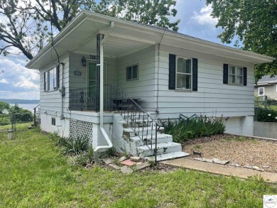 Lake Home For Sale in Warsaw, Missouri