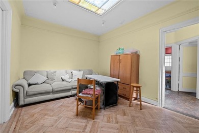 Discover this high-yield, well-located mixed-use property - photo 8