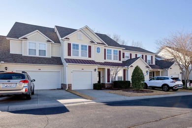This incredible master down floorplan on the golf course in - photo 1