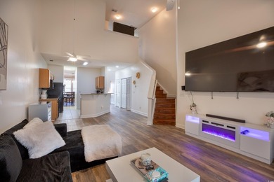This incredible master down floorplan on the golf course in - photo 3