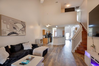 This incredible master down floorplan on the golf course in - photo 4