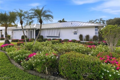 Caloosahatchee River Home For Sale in North Fort Myers Florida