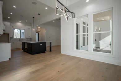 Experience the perfect blend of luxury, comfort, and scenic Golf