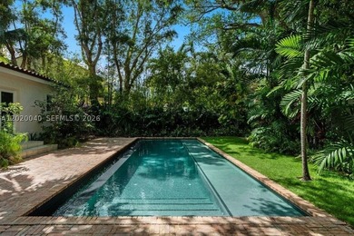 Newly renovated 1920s compound in Miami Beach's prestigious La - photo 33