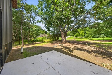 Custom built barndominium in Prairie Sands offering refined - photo 34