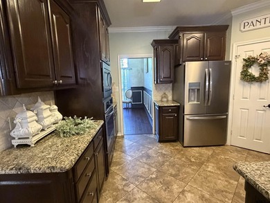 Charming 1998 Brick Home with Spacious Living and Modern - photo 5