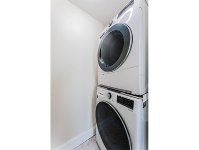 Virtually Staged. $20,000 PRICE REDUCTION!! A MUST SEE PENTHOUSE - photo 36