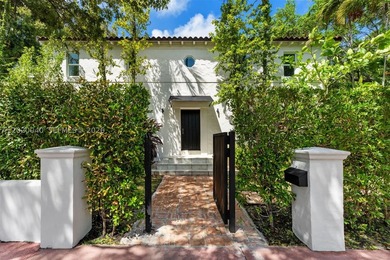 Newly renovated 1920s compound in Miami Beach's prestigious La - photo 37
