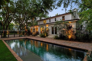 Newly renovated 1920s compound in Miami Beach's prestigious La - photo 38