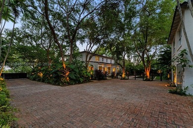 Newly renovated 1920s compound in Miami Beach's prestigious La - photo 41