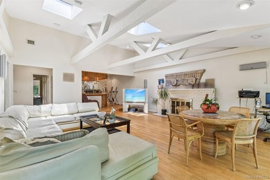 Large Center Hall Colonial in a prime Lawrence location. Set on - photo 10