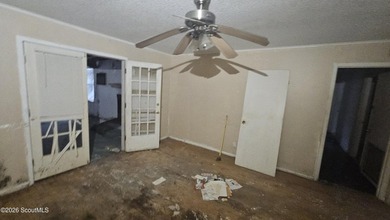 Here's a fantastic opportunity for you to re-imagine this blank - photo 7