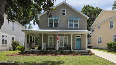 Tucked away off of North Harrington, you'll find a quiet - photo 1