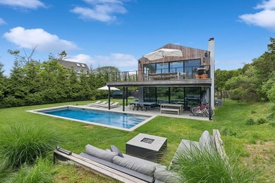 Located in the highly sought-after Ditch Plains neighborhood - photo 2
