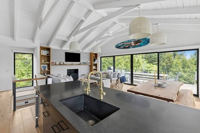 Located in the highly sought-after Ditch Plains neighborhood - photo 4