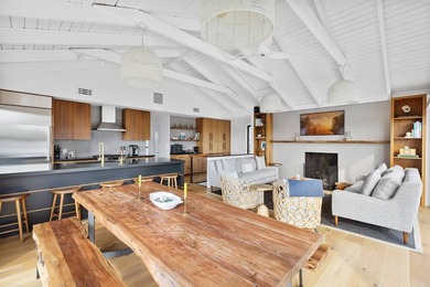 Located in the highly sought-after Ditch Plains neighborhood - photo 5