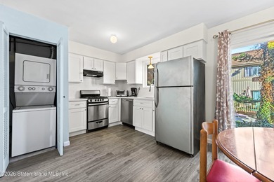 Beautiful and spacious 3 bedroom house in the private Hills - photo 5