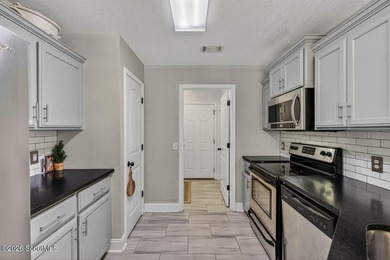 Immaculate 4-bedroom, 2-bath home in the desirable Somersby - photo 10