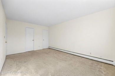 Beautiful and spacious 3 bedroom house in the private Hills - photo 10